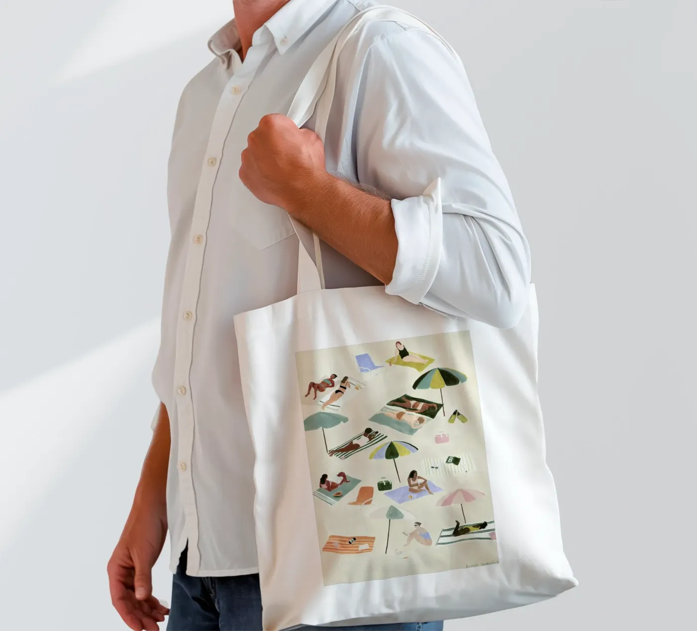 Sunbathing tote bag by Isabelle Vandeplassche