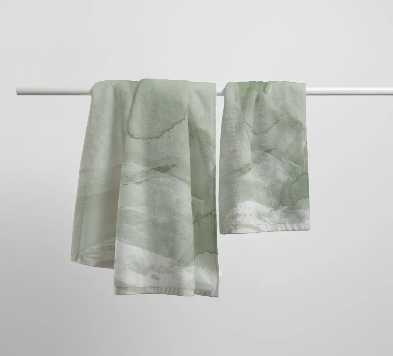 Pennellate di verde 4 asciugamano da bagno da NouveauPrints