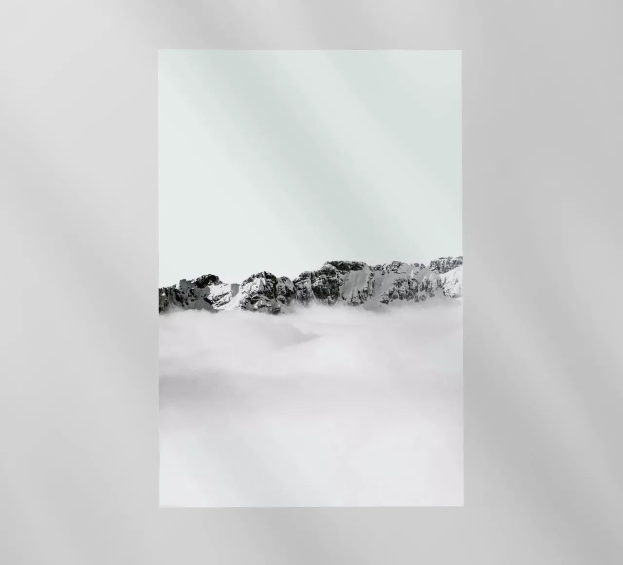 Divide pellicola backlit da Victoria Frost