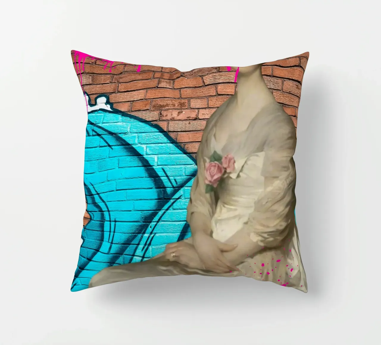 "Modern Muse" - Arte di strada, remix classico, vibrante, tagliente cuscino da NorwesClub