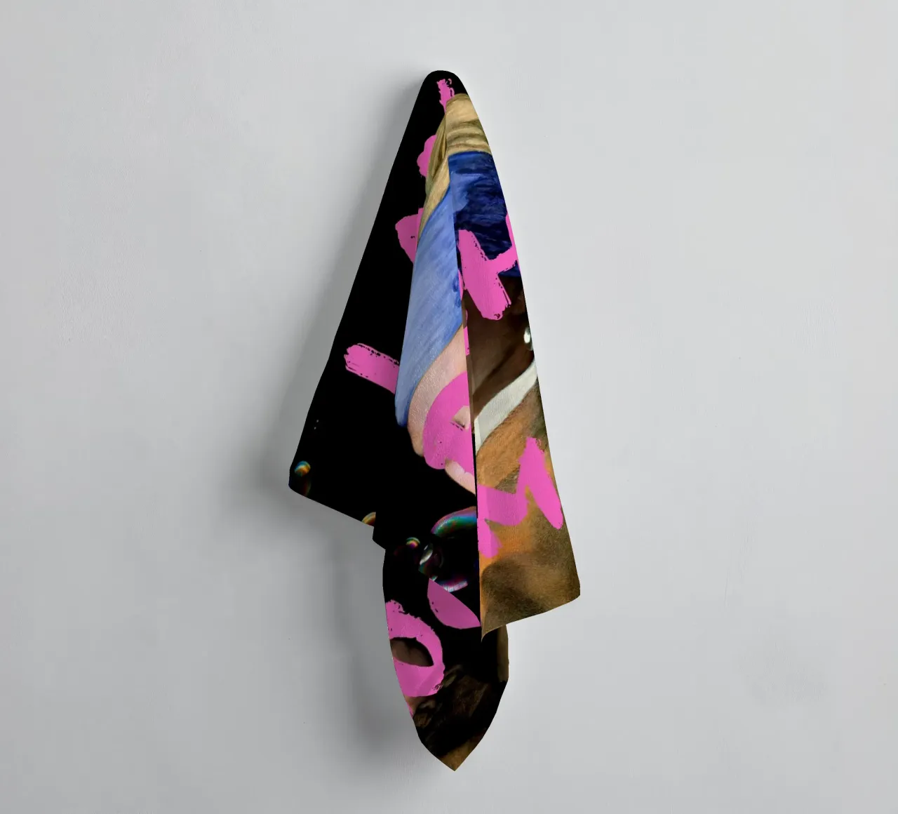 "Donna ricca con perla" - Vermeer Remix, Pop Art, Lusso, Pi asciugamano da bagno da NorwesClub