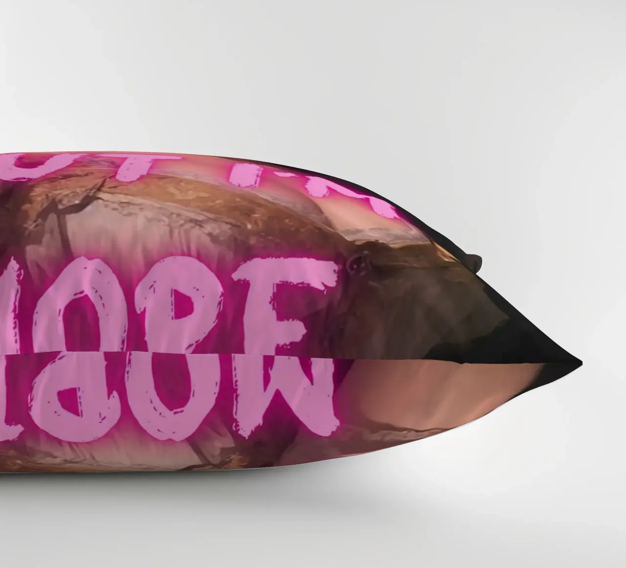 "Cute But More" - Pop Art, Remix classico, Empowerment, Trend cuscino da NorwesClub