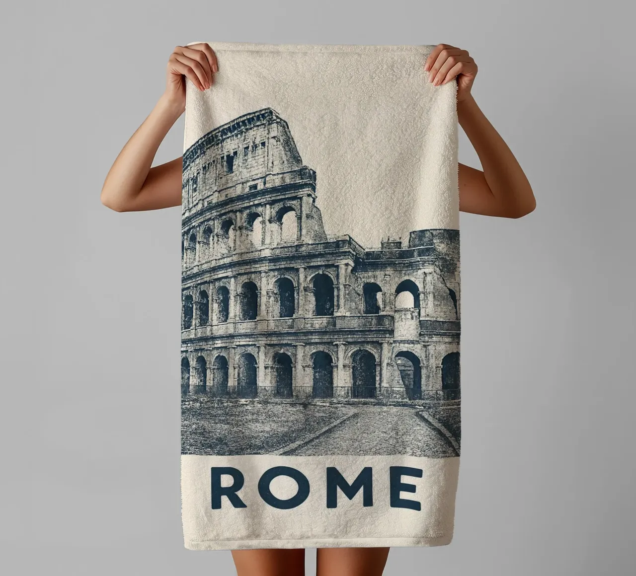 Rome – Colosseum Print - Linocut Series asciugamano da bagno da Studio Mooodz