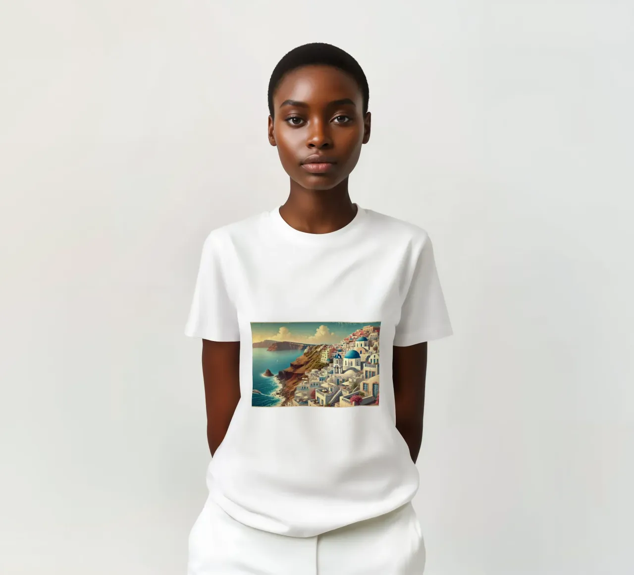 Poster d'epoca sulla scogliera di Santorini, Grecia t-shirt da Chromatic Fusion Studio