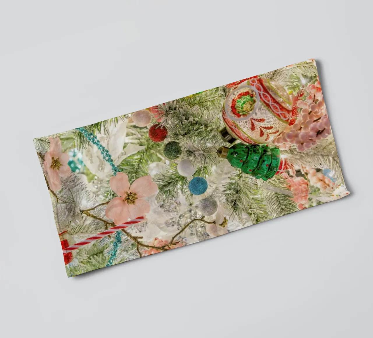 Christmas 1 Handtuch von Curious Collections by Marielle Leenders