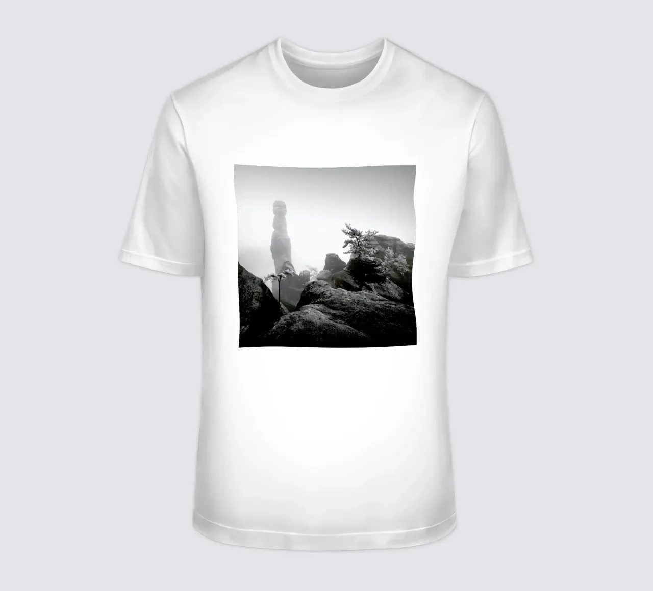 Barbarine Study 3 - Elbsandsteingebirge t-shirt da Håggard Photography | Ronny Behnert