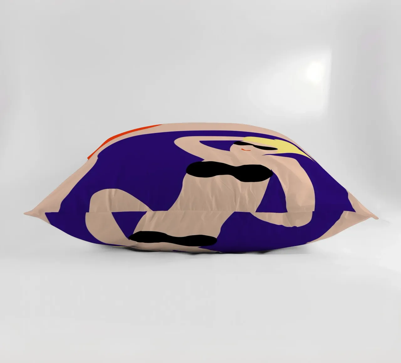 sunbath. cuscino da FRICKE DESIGN