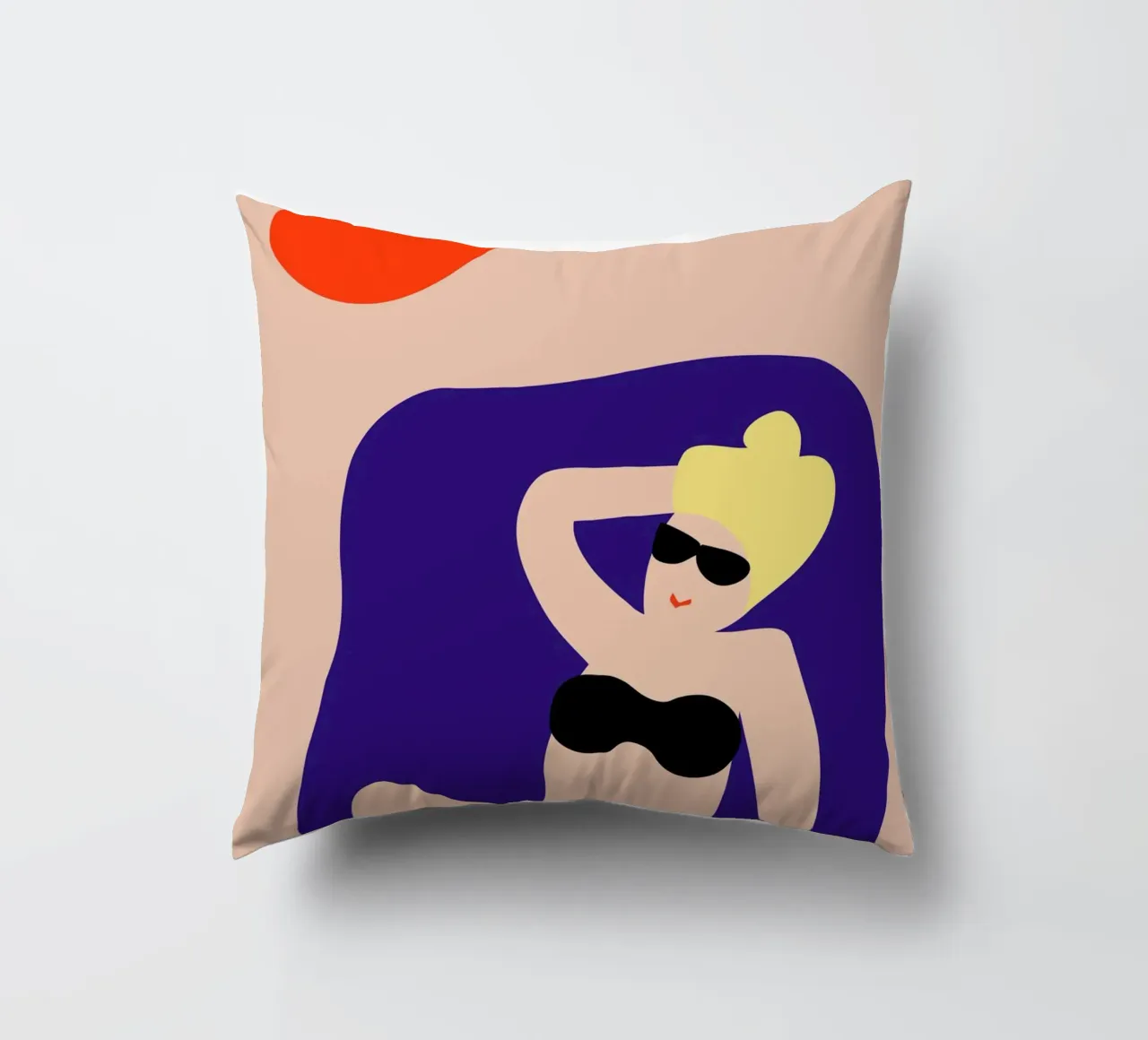 sunbath. cuscino da FRICKE DESIGN