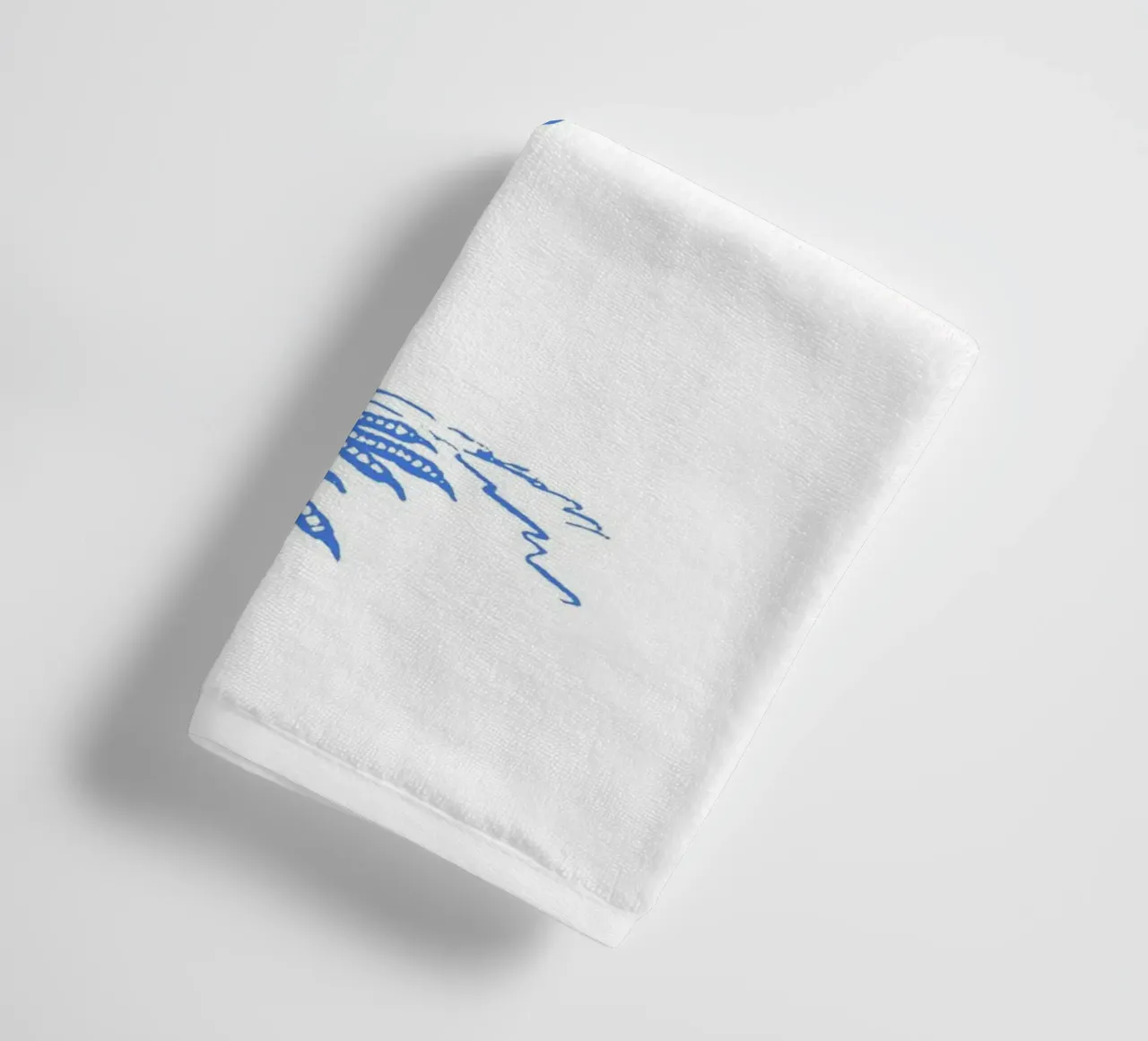 Elegant Blue Heron - Coastal Wildlife Etching Art (Gravure à l'eau forte) serviette de bain de NorwesClub