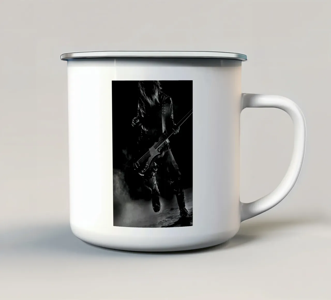 Reita La Gazzetta tazza in smalto da matilda Shop