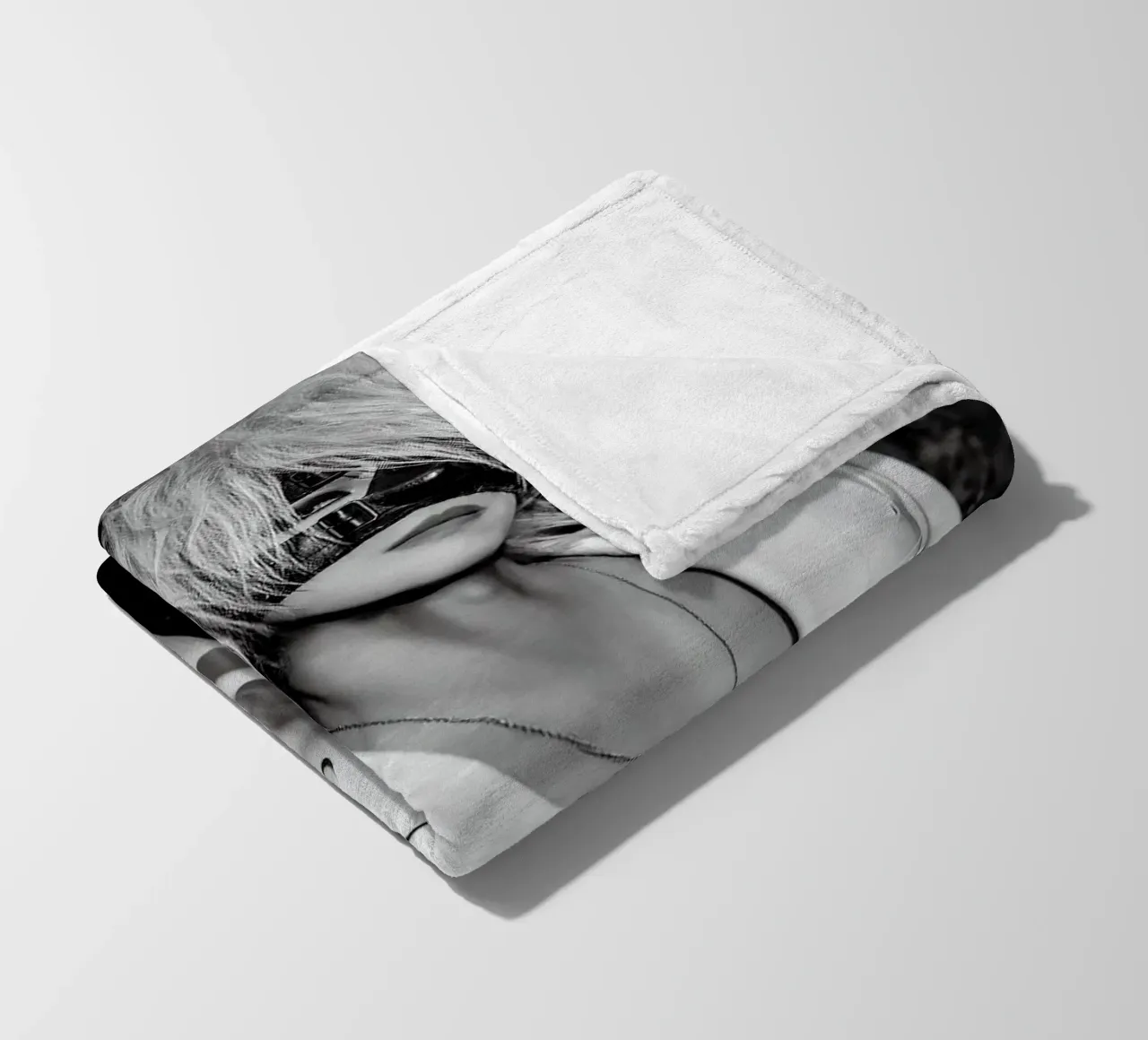 The Gazette Reita fleece blanket by matilda Shop
