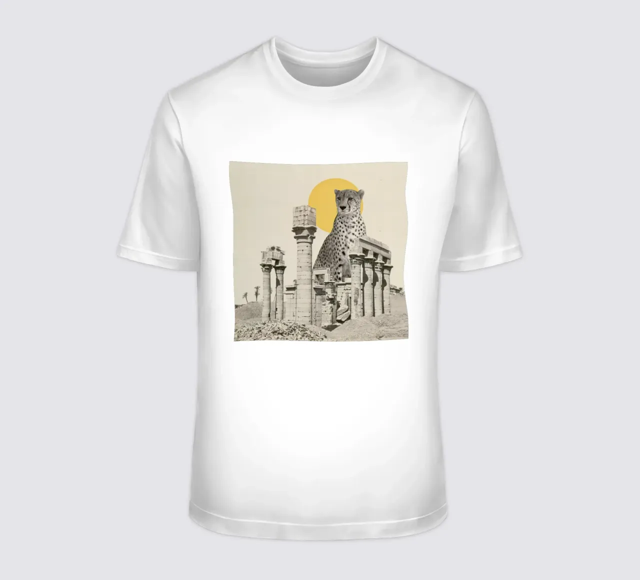 Giant Cheetah in Ruins t-shirt da Florent Bodart