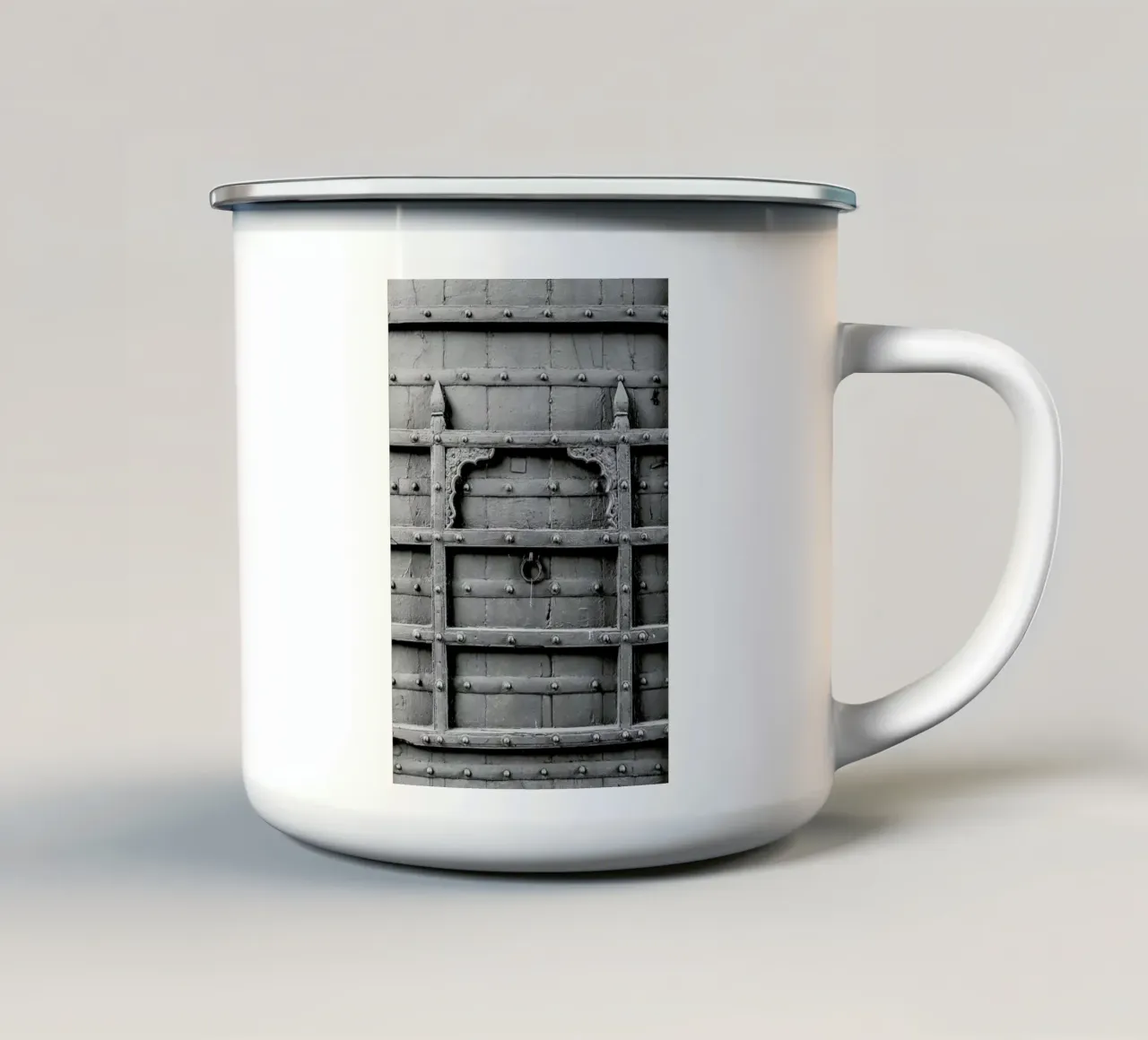 Door tazza in smalto da Victoria Frost