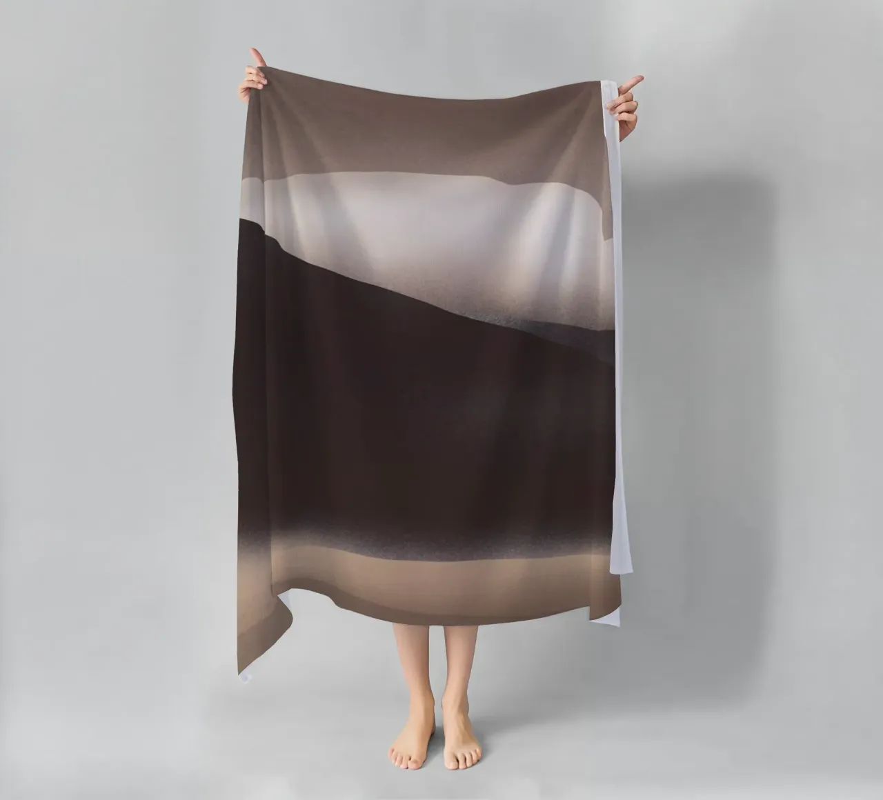 Rolling cloud Strandtuch von Little Dean