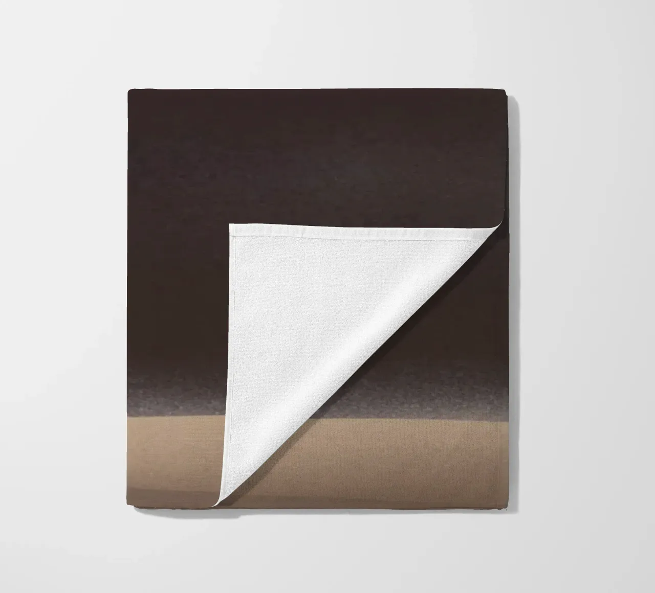 Rolling cloud Strandtuch von Little Dean