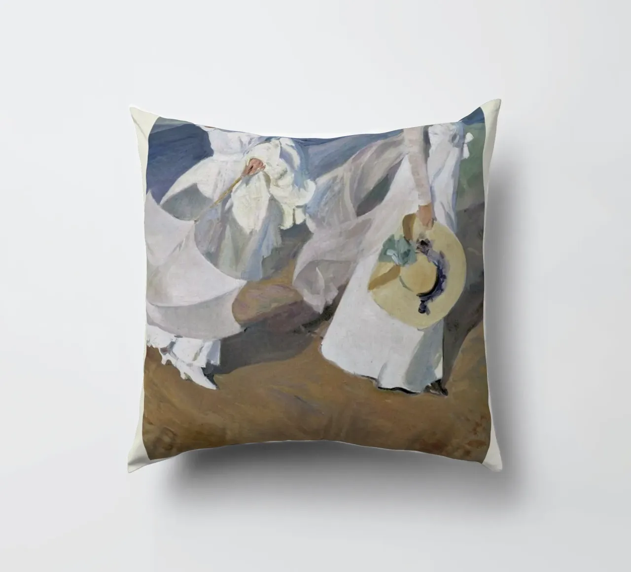 Sorolla y Bastida - Walk on the Beach cuscino da Vintage by JUNIQE