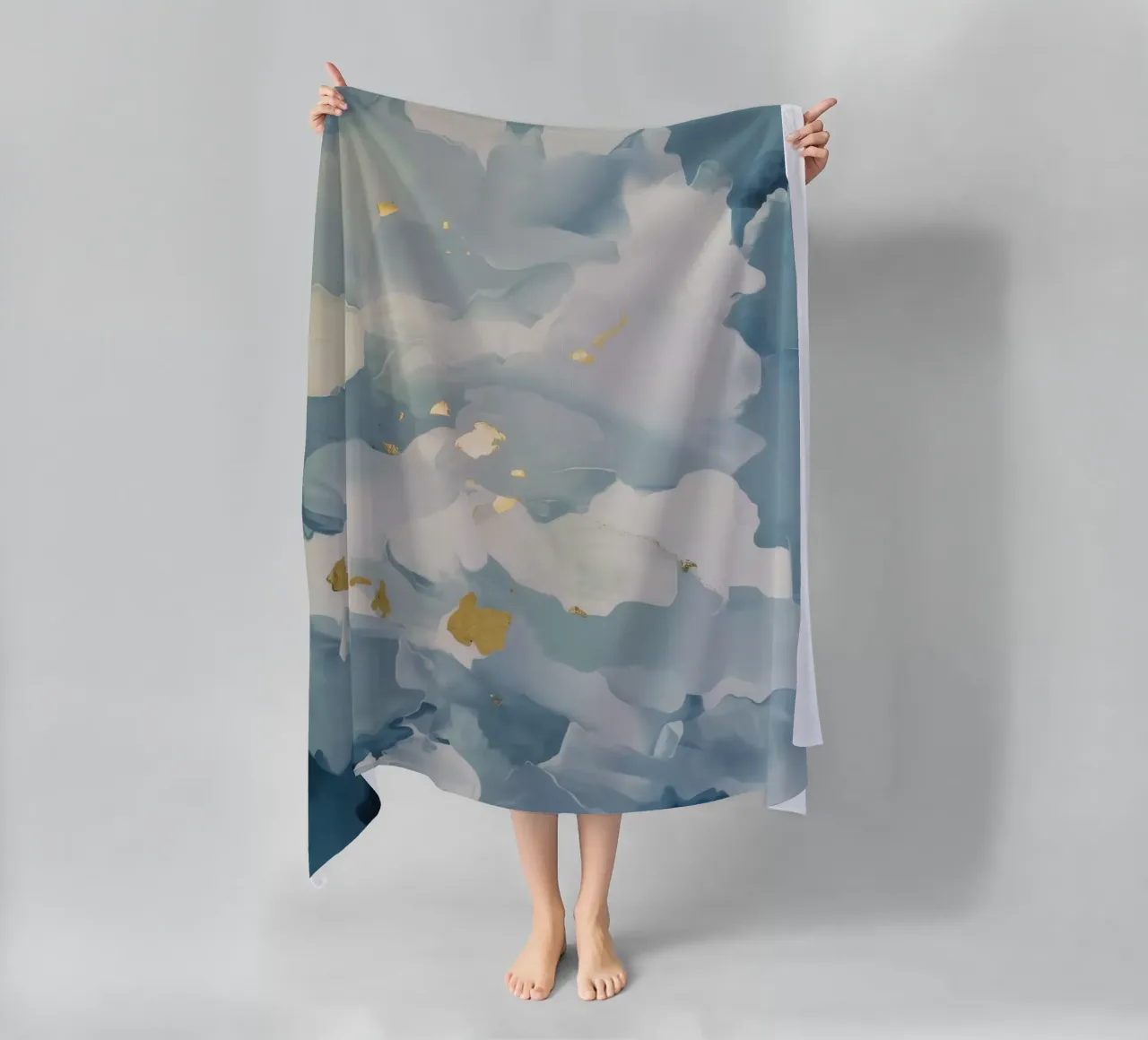 Blue Cloud Flicker strandhanddoek van Monarch Arc