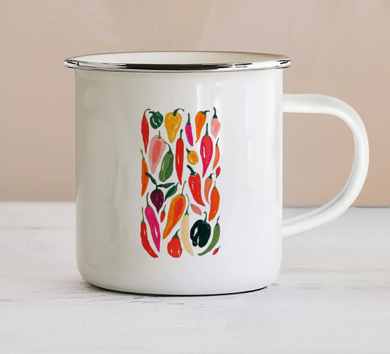 Arte del peperoncino colorato tazza in smalto da Melloi Art Print