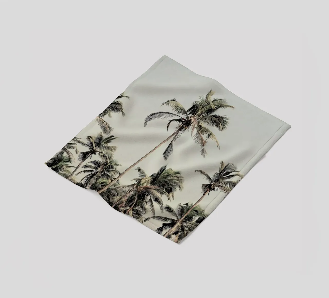 Palm Trees On The Beach coperta in pile da Victoria Frost