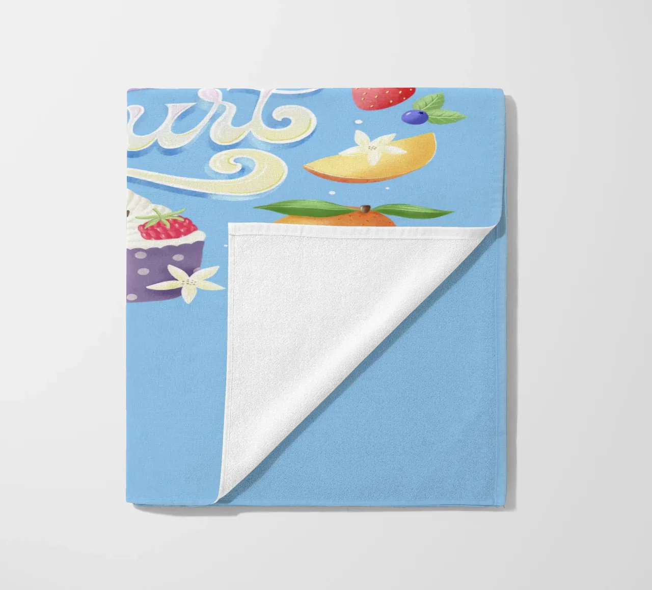 Pace, amore e frozen yogurt. Frutta, divertimento e scritte telo mare da CalliLetters