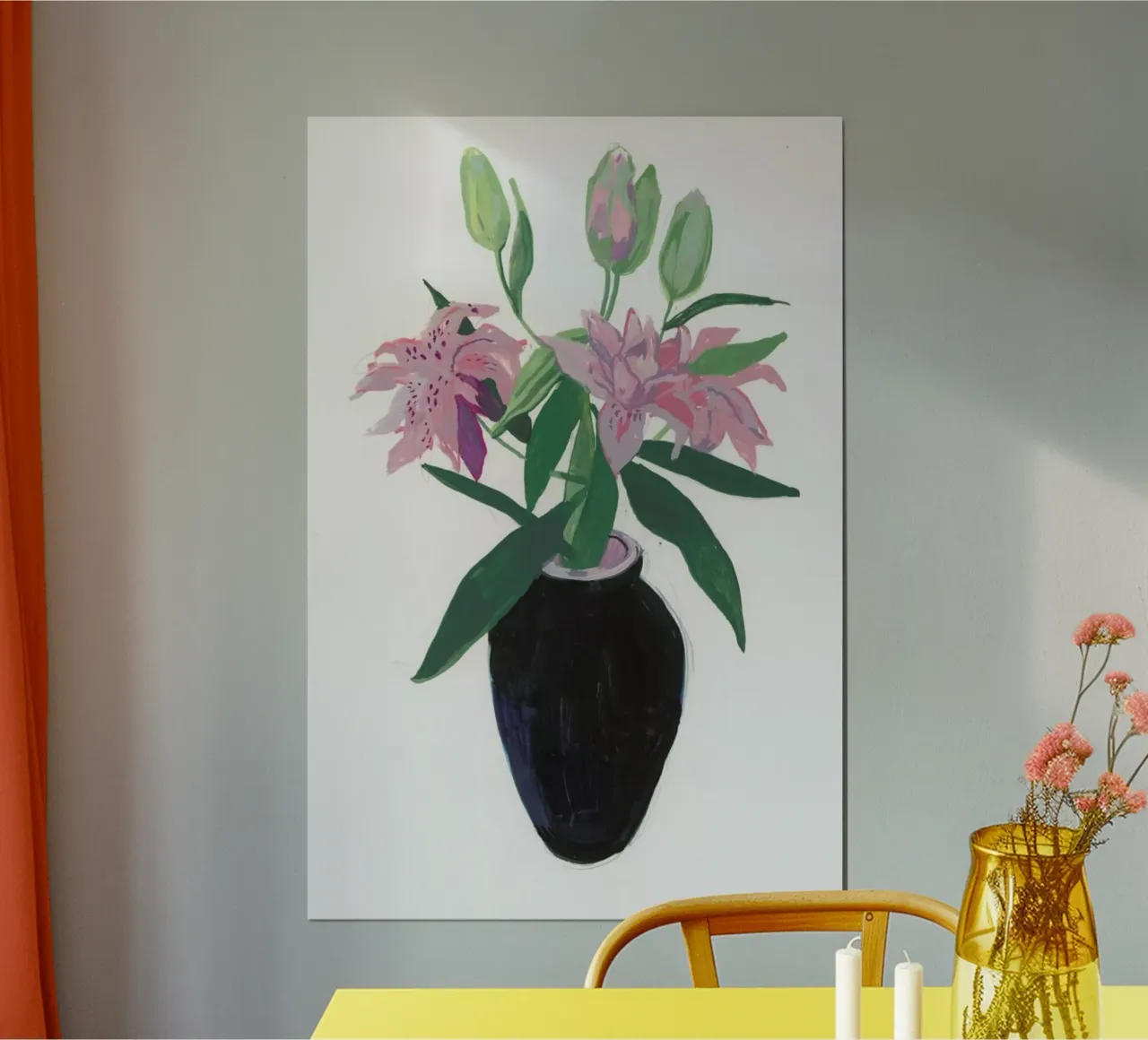 Vase Of Pink Lillies poster con telaio in alluminio da Sonia Brittain