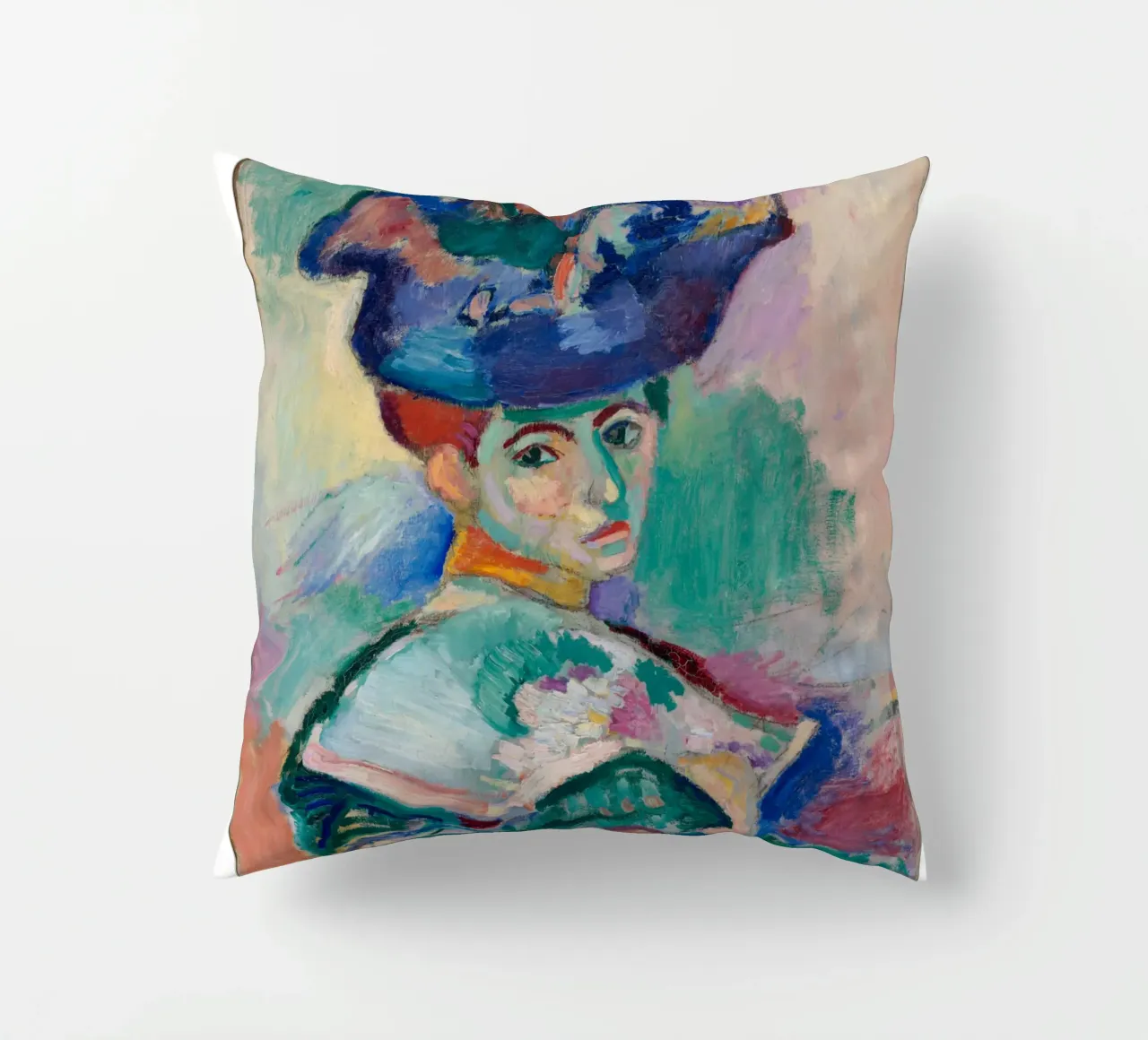 Donna con cappello cuscino da Vonda Shop