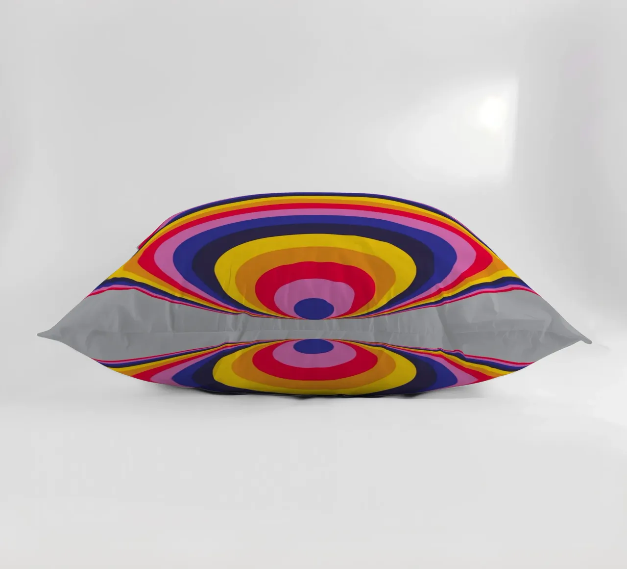Color Theory V cuscino da nabakumov