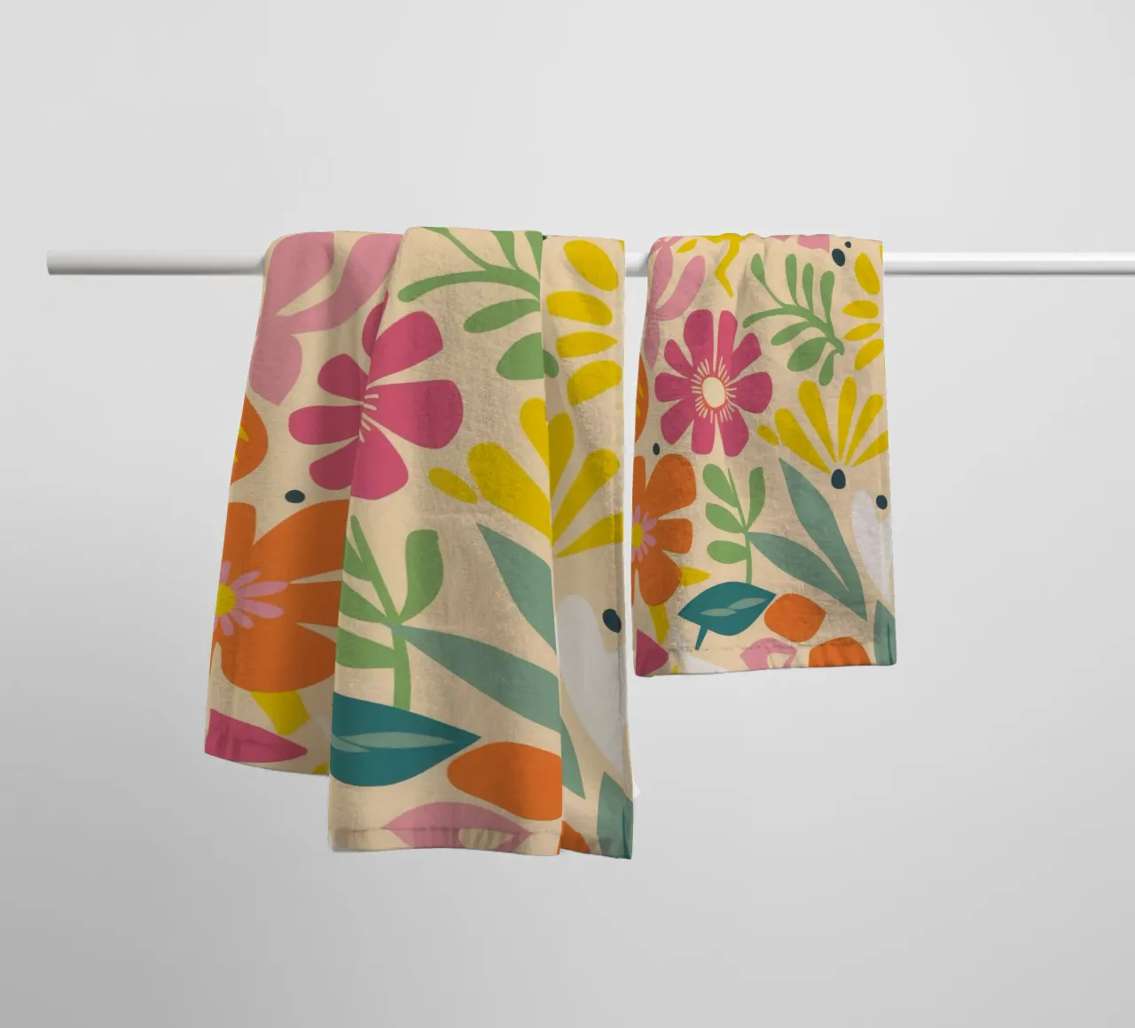 Voorjaarsbloei badhanddoek van Zep Layers