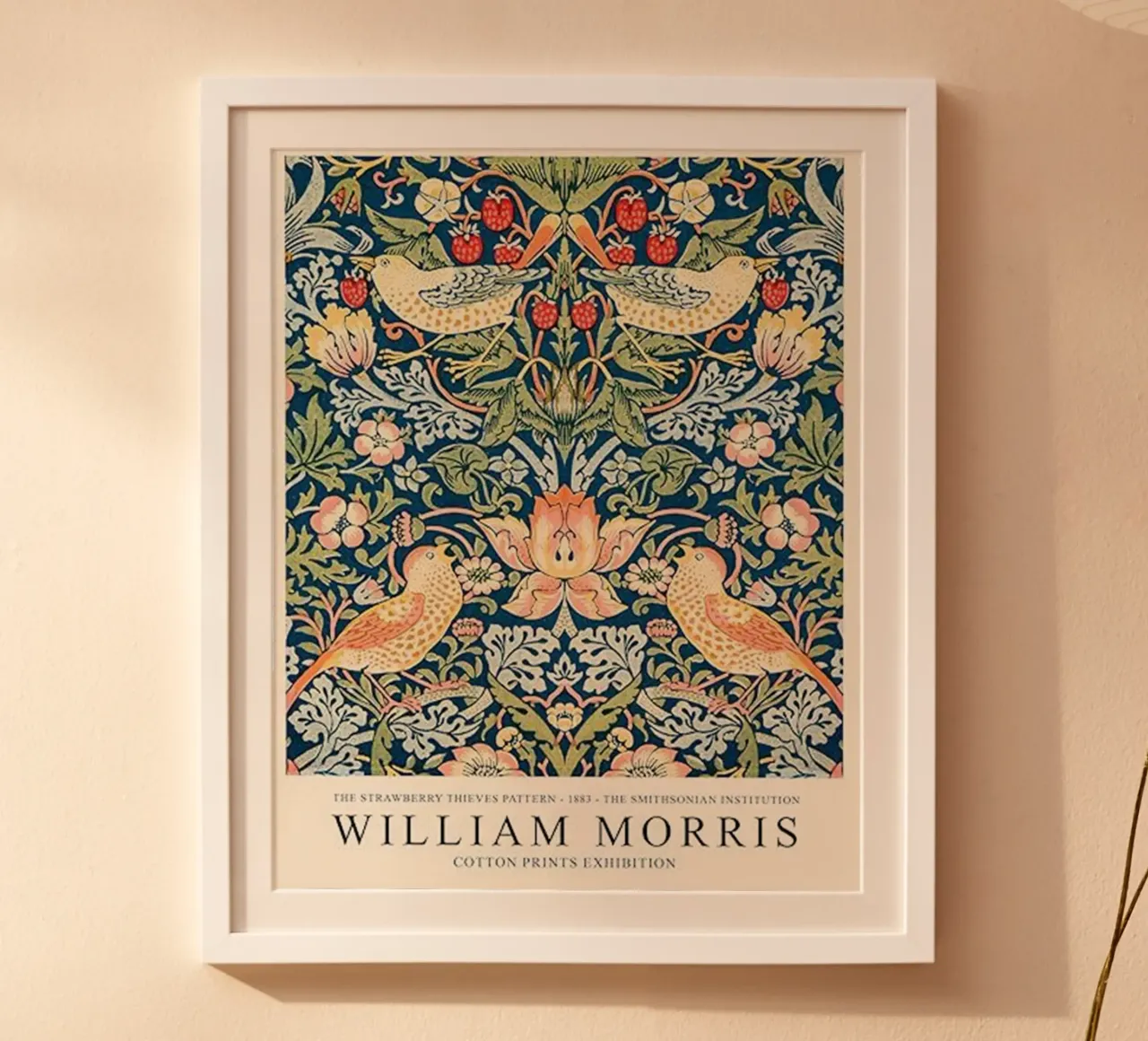 uccello appollaiato su un fiore sbocciato william morris carta hahnemühle da komo store