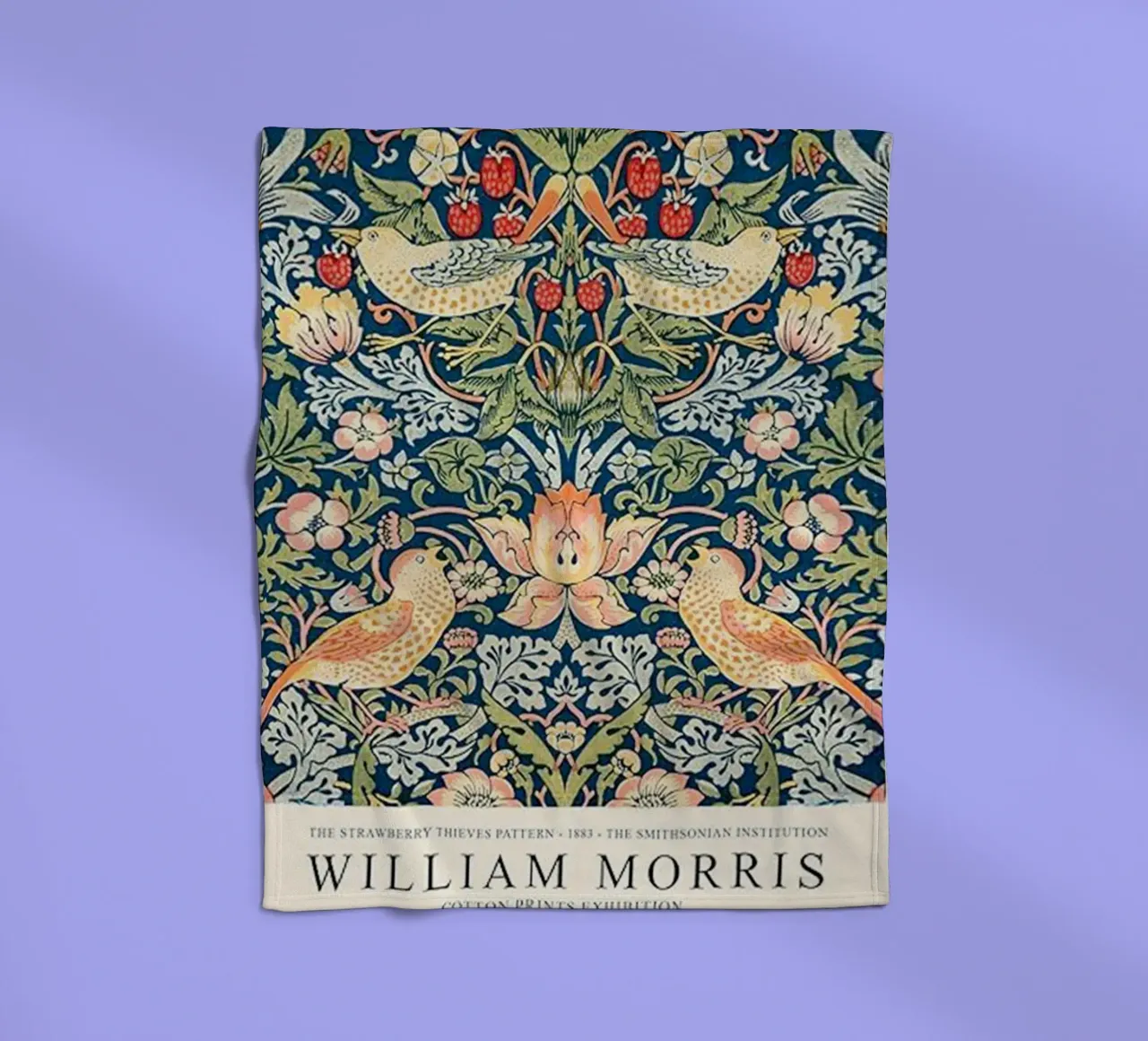 uccello appollaiato su un fiore sbocciato william morris coperta in pile da komo store