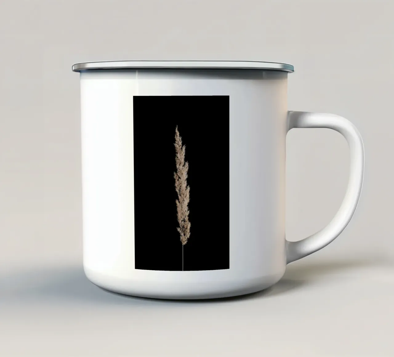 Minimal Pampas Grass On Black tazza in smalto da Studio Nahili