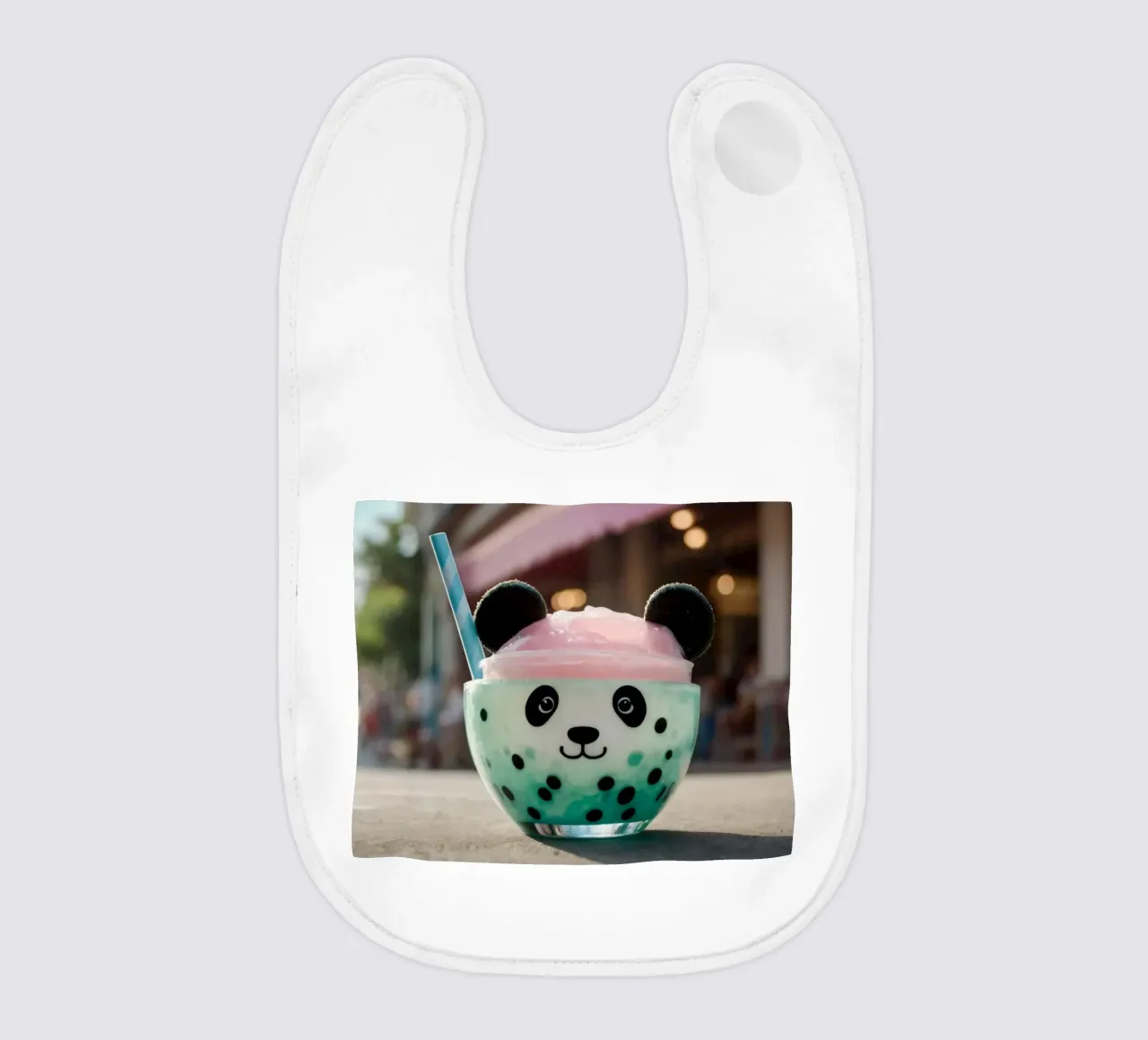 Dessert colorato a tema panda servito in una simpatica tazza bavaglino da DesignDoodle