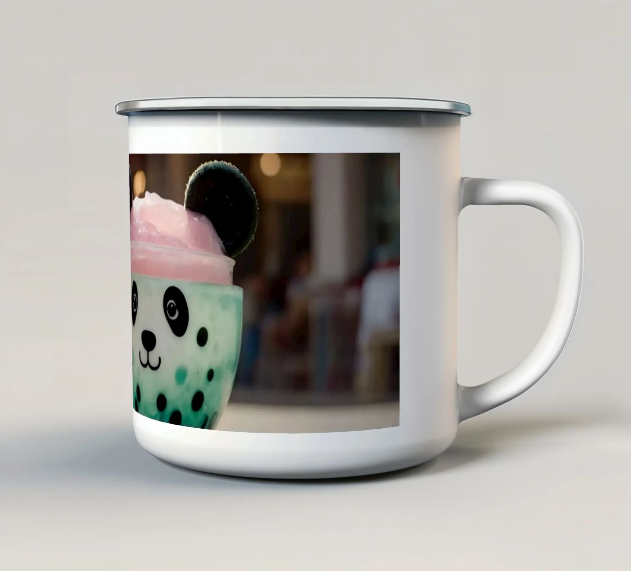Dessert colorato a tema panda servito in una simpatica tazza tazza in smalto da DesignDoodle