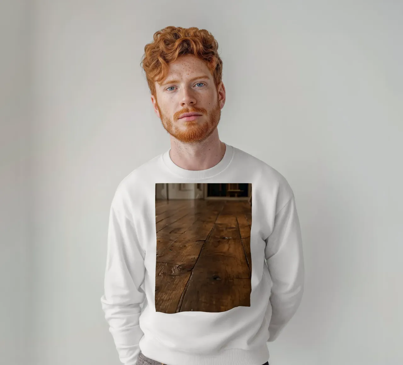 Pavimento in legno con texture ricca e lucentezza in un ambiente accogliente felpa da DesignDoodle