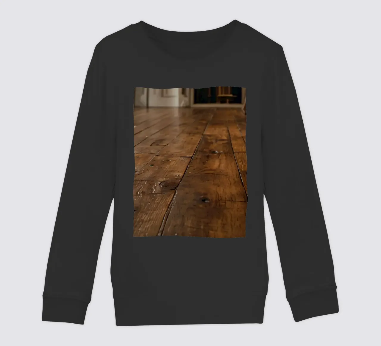 Pavimento in legno con texture ricca e lucentezza in un ambiente accogliente felpa bambino da DesignDoodle