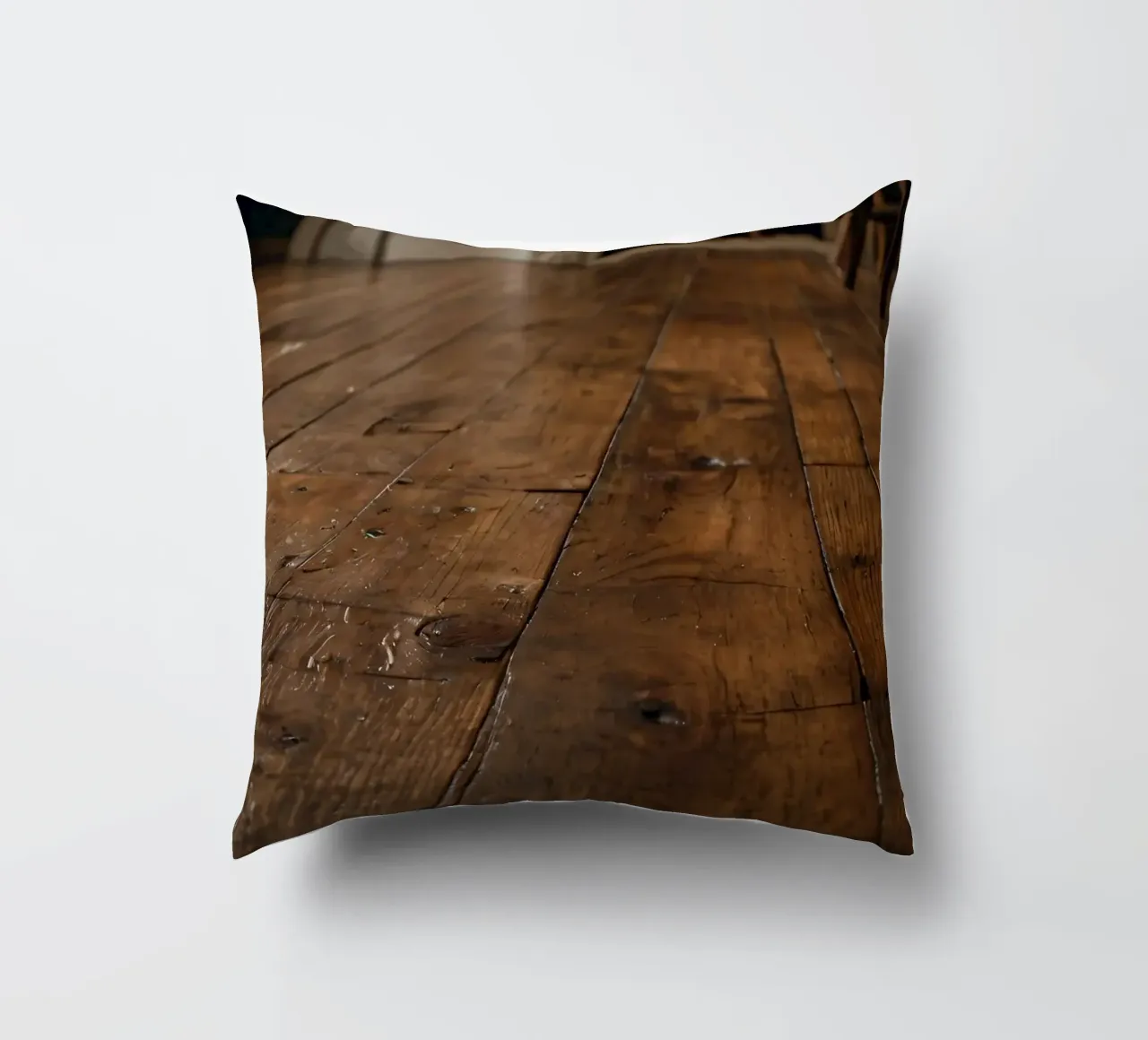 Pavimento in legno con texture ricca e lucentezza in un ambiente accogliente cuscino da DesignDoodle