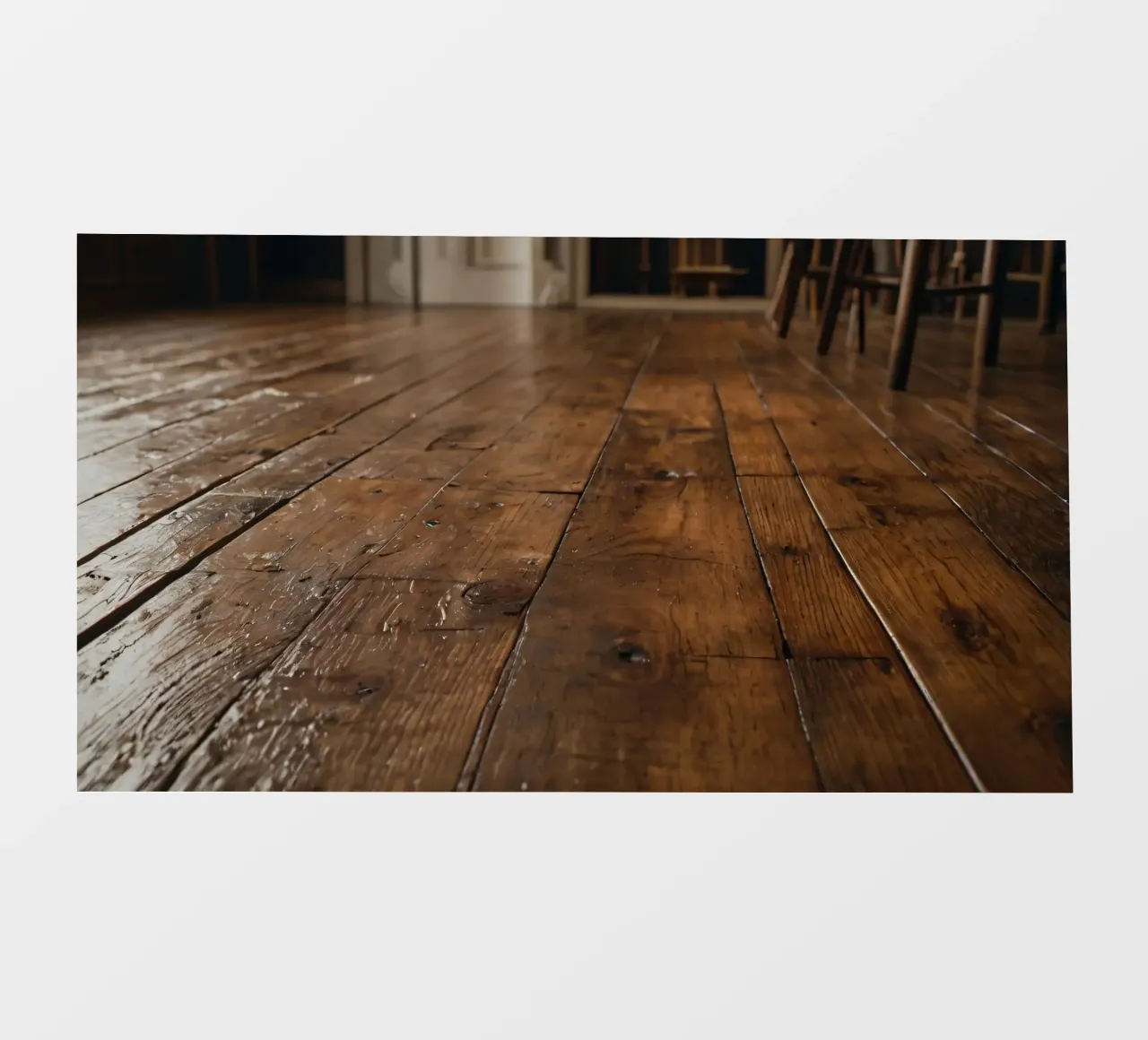 Pavimento in legno con texture ricca e lucentezza in un ambiente accogliente carta da parati fotografica da DesignDoodle