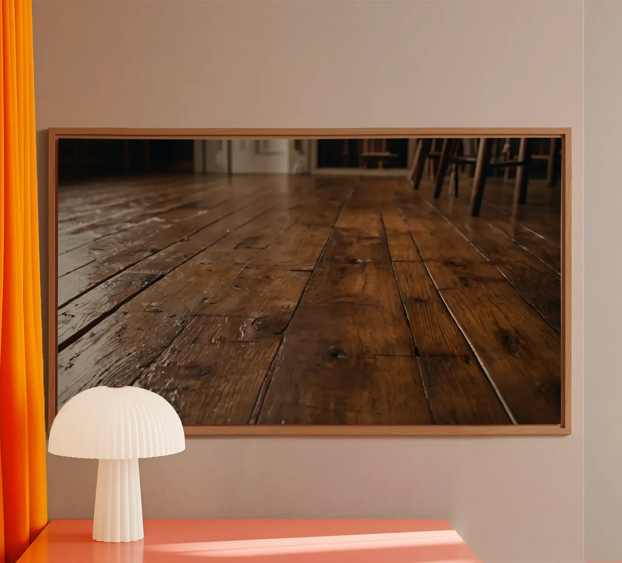 Pavimento in legno con texture ricca e lucentezza in un ambiente accogliente alluminio dibond da DesignDoodle