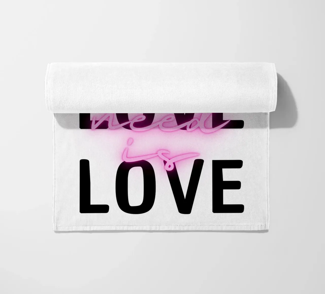 All we need is LOVE telo mare da DigiWunderwerk