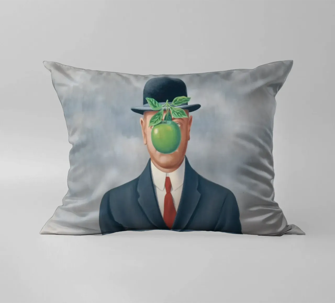 Figlio dell'uomo" di René Magritte cuscino da Classic Art Prints