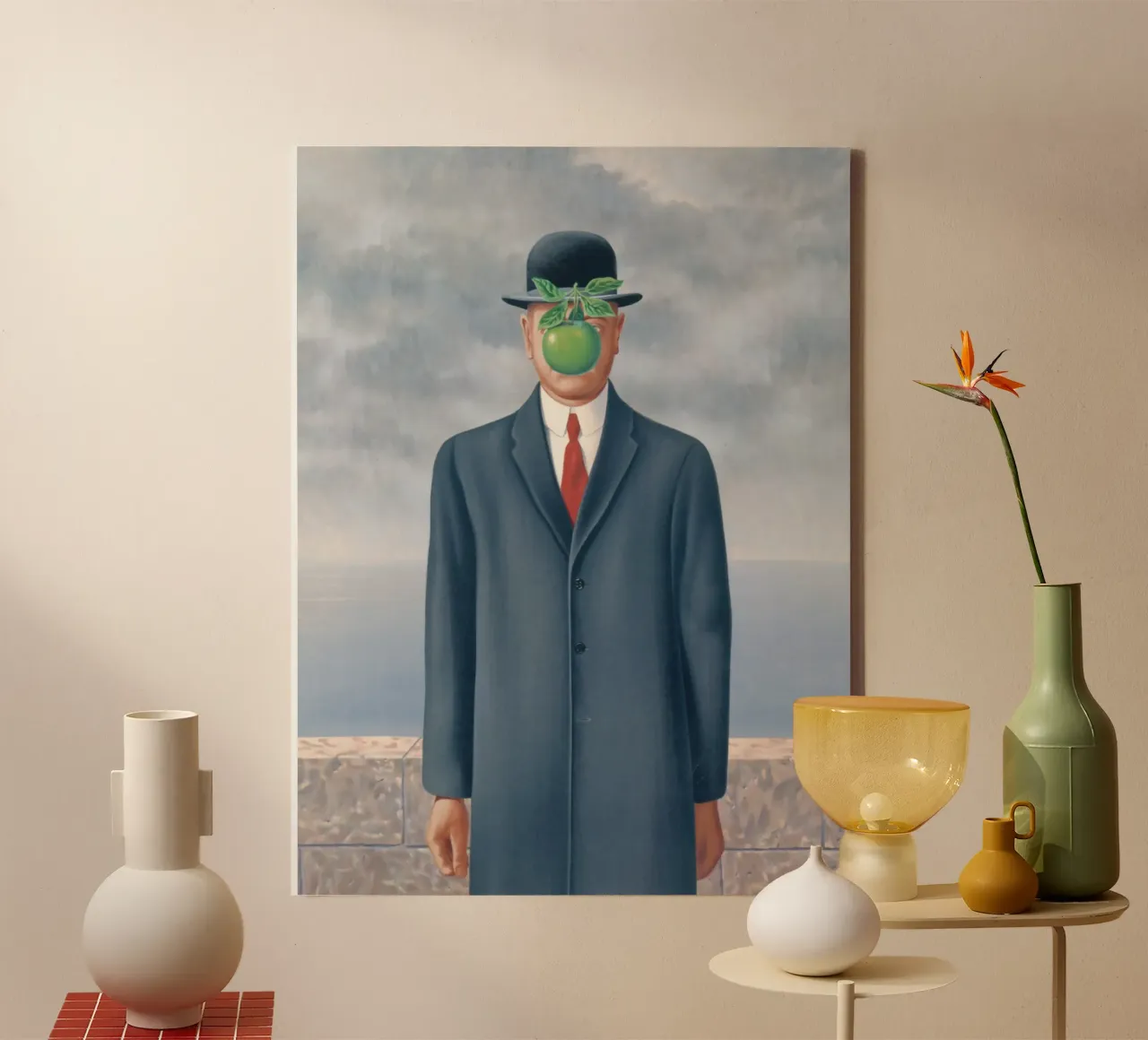 Figlio dell'uomo" di René Magritte tela con Cornice a cassetta da Classic Art Prints