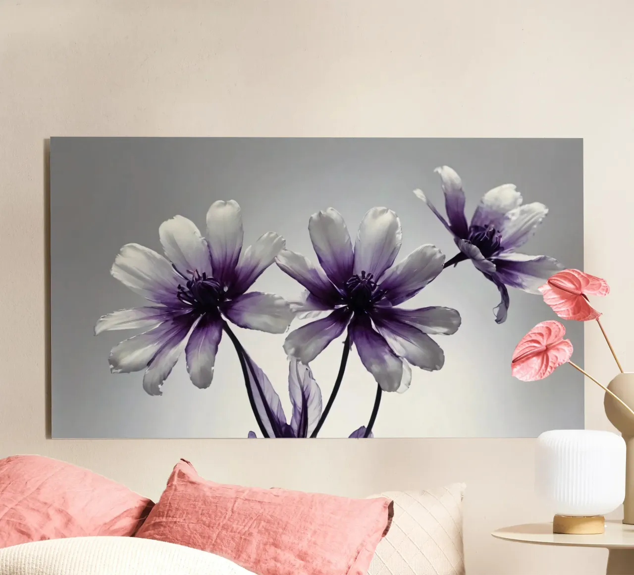 Delicati fiori bianchi e viola con uno sfondo morbido alluminio dibond da DesignDoodle