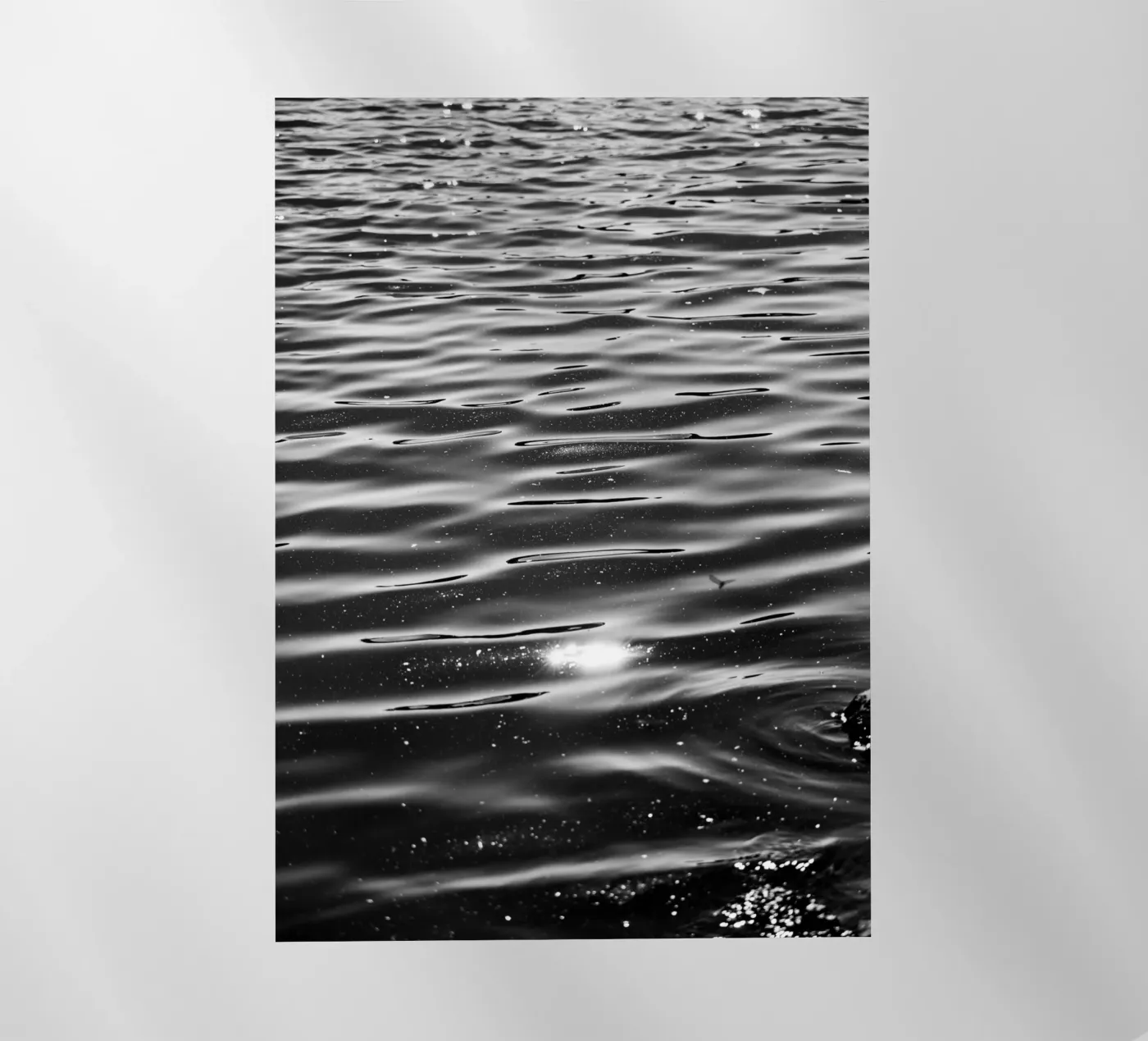 Lago Calmo pellicola backlit da rafael campezato