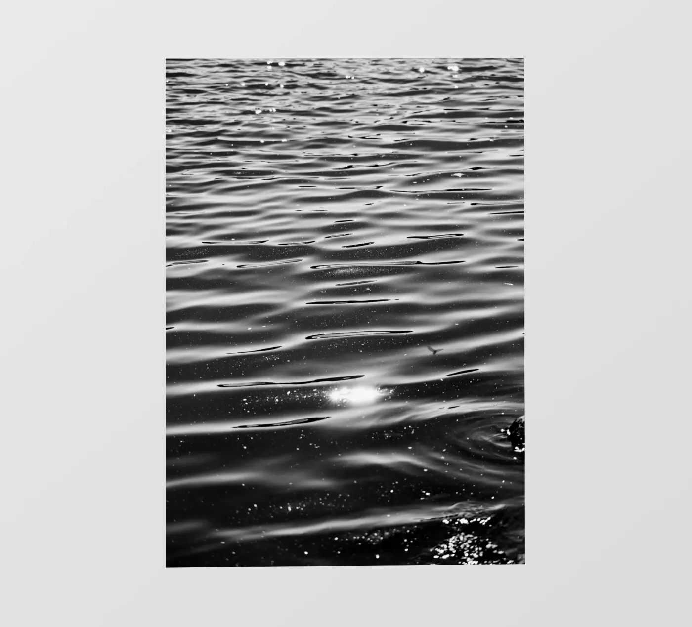 Lago Calmo pellicola backlit da rafael campezato