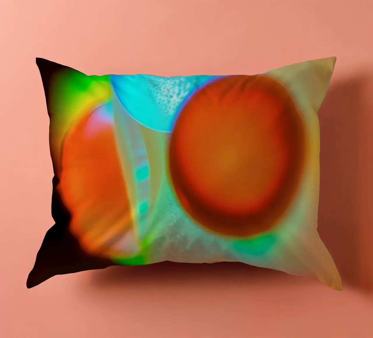 Disegno astratto colorato con bolle illuminate cuscino da DesignDoodle