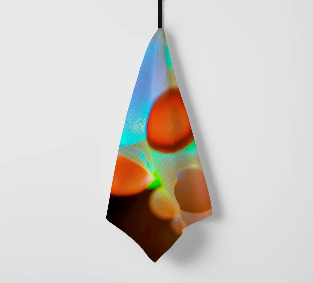 Motif abstrait coloré avec des bulles illuminées torchon de DesignDoodle