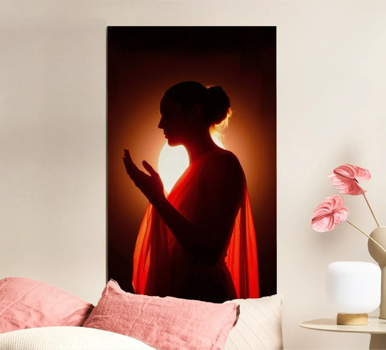 Elegante silhouette di una figura circondata da un caldo bagliore carta hahnemühle da DesignDoodle