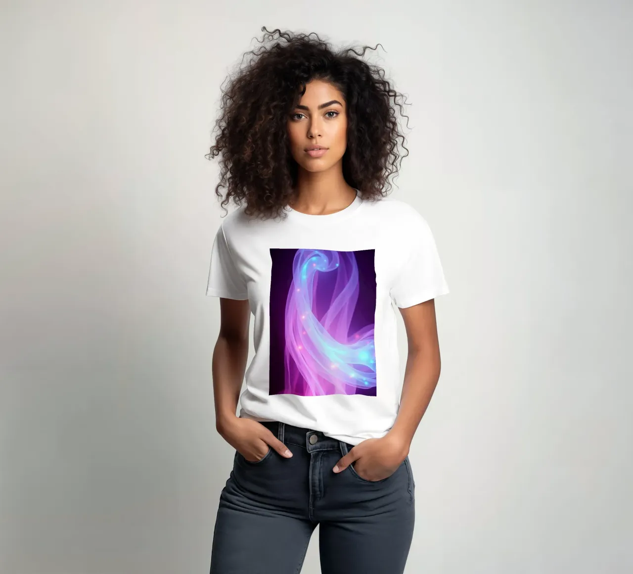abstrakte Lichtmuster, die durch den Raum wirbeln T-Shirt von DesignDoodle