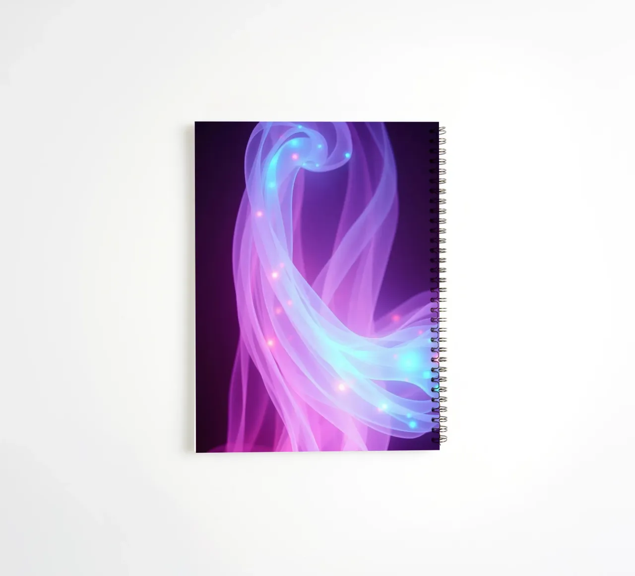 motifs lumineux abstraits tourbillonnant dans l'espace carnet à spirale de DesignDoodle