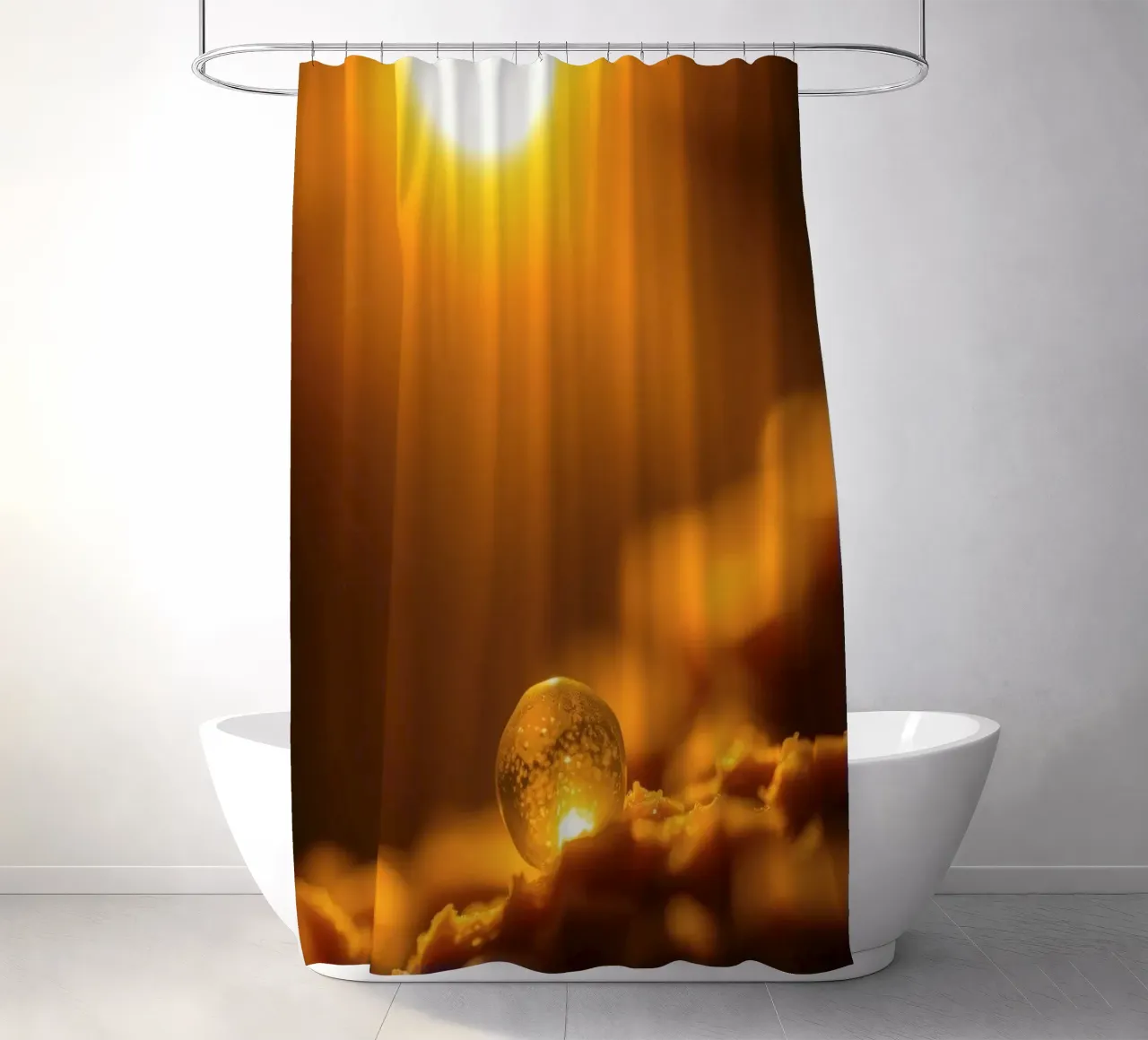 Transformative goldene Kugel, die das Licht auf einer weichen Oberfläche reflektiert Duschvorhang von DesignDoodle